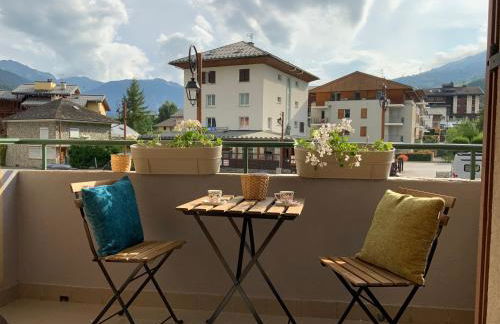 ALPINES 2 /près du funiculaire et gare sncf-garage privé-terrasse sud-46m2 - Foto 4