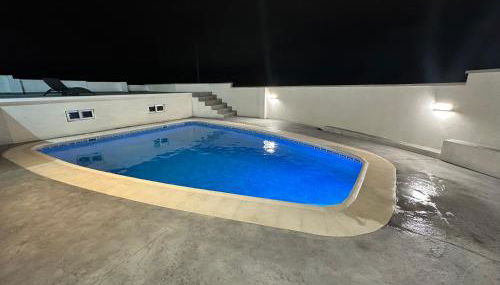 Bonito Chalet en Benidorm, negocios, estudios, salud - Foto 1