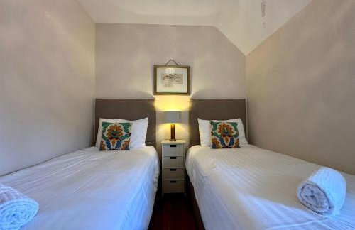 Stylish 2 Bed Apartment sleeps 4 - Foto 22