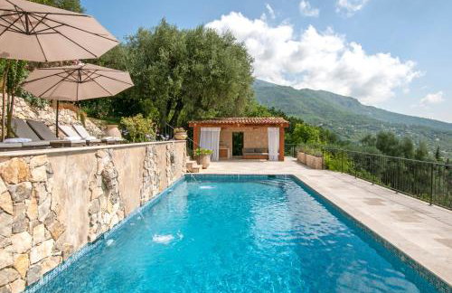 Charm, luxury, stunning views, villa with pool - Foto 38
