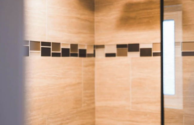 Spacious Retreat w Modern Decor and Private Yard - Photo 39