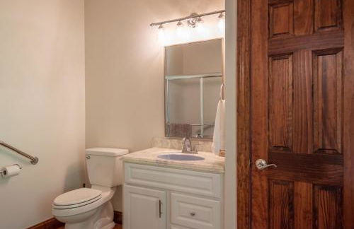 River Haven with Hot Tub - Foto 19