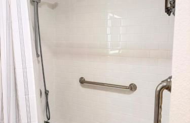 Oceanfront Top Floor Premium One Bedroom with Panoramic View of Monterey Bay, Very Private! - Foto 22