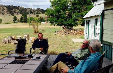 Riverside Cabin with Rare Claw-Foot Bathtub, Montana - Foto 2