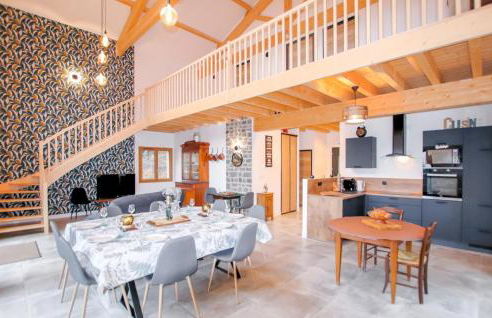 3 Bedroom Nice Home In Chambon-Sur-Lignon - Foto 6