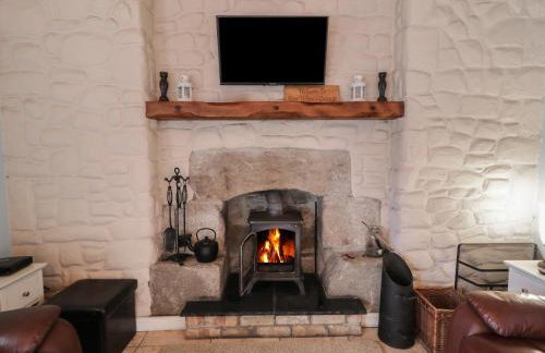 Dan White's Cottage - Photo 4