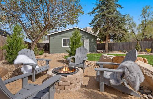 Spirit of the Rockies - Private Backyard & Hot Tub - Foto 2