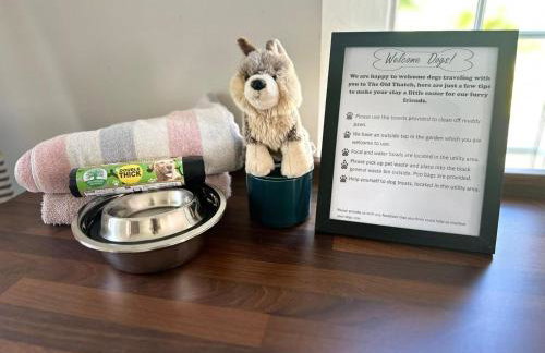 Beautiful Thatched Cottage with Outdoor Pool, Secure Garden, Dog & Family Friendly! Chichester Holiday Properties - Foto 32