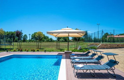 Awesome Home In Sumber - Foto 11