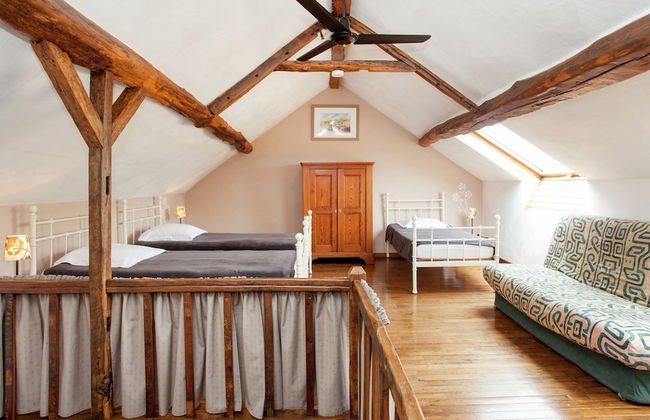 Cozy Family Home in Humain - Photo 4