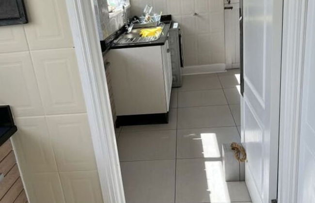 Sunshine Modern Retreat - Photo 6