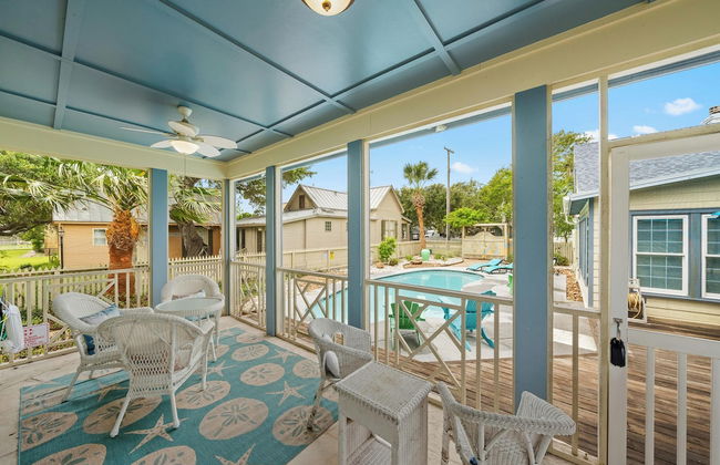 Magnolia Cottage by Miss Kitty’s - Photo 13