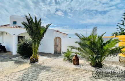 Villa Harmony - Stylish Villa - Pool & Terrace - Foto 8