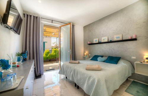 Stylish Apartment near Siena I Private Parking & Air Con & WiFi - Photo 2