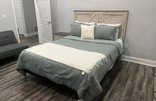 Spacious Waterfront - Sleeps 20! - Foto 14