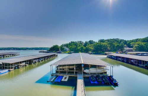 Pool + Boat Slip Available: Osage Beach Condo! - Foto 22