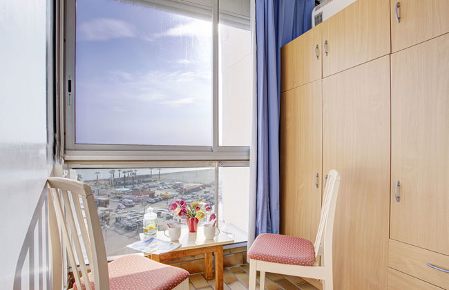 2 bedroom Apartment in Saint-Cyprien - Photo 12