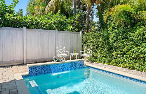 Nini's Cottage - Family-Friendly Pool Days and Cabana Nights Await - Foto 22