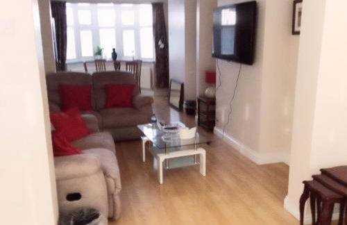 Bexleyheath Town Centre Four bedrooms, Five Beds House - Foto 12