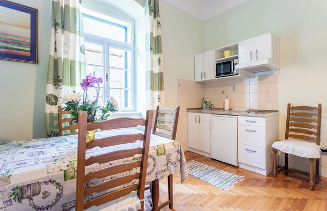 Traditional apartment Bacvice, 3 min walk to the beach - Foto 5