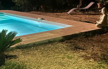 Hauteurs de Toulon : Charmant studio piscine - Foto 2