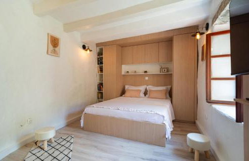 2 Bedroom Beautiful Home In Pitve - Photo 7