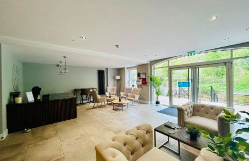 Rock Mill - Luxury 1 Bedroom Apartment 20 with Private Balcony - Photo 18