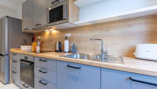 Split Luxury Suite - Photo 4, stove, dishwasher, pet friendly, minibar