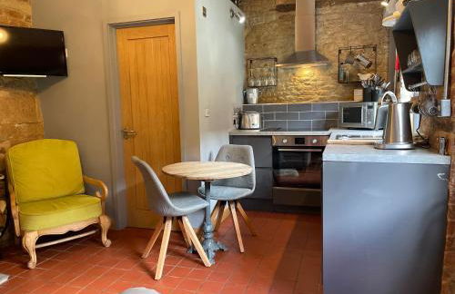 Topiary Barn - Stylish Accommodation in Rutland - Photo 15