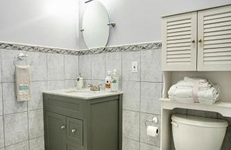 Urban Oasis Spacious 3BR 2BA Patio Near NYC EWR American Dream Mall - Photo 13