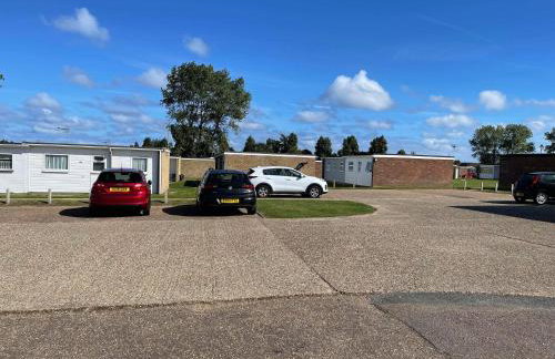 103 Sunbeach South facing 2 bed chalet M and T chalets - Foto 18