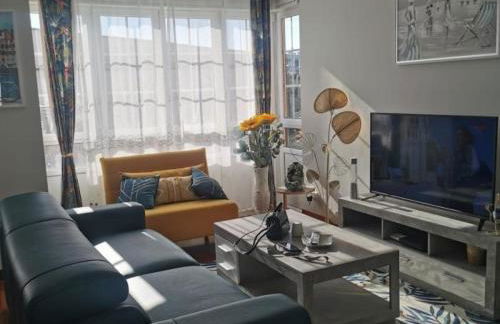 Nuevo! Apartamento con garaje - Foto 3