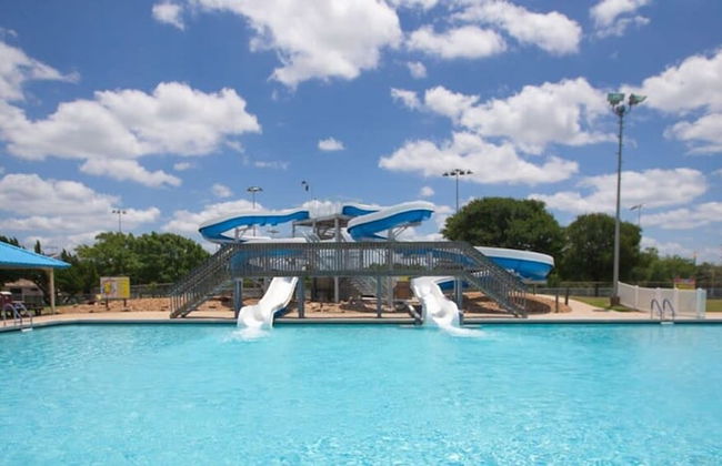 4bed 3bath Close2a M Santa s Wonderland Hospital L2 EV - Foto 15