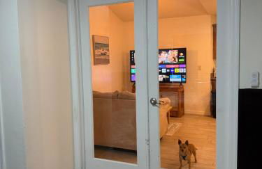 Stylish one bedroom apartment with full kitchen - Foto 5