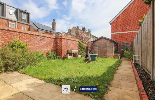 Cozy House By AR Properties Short Lets & Serviced Accommodation Colchester - Foto 24