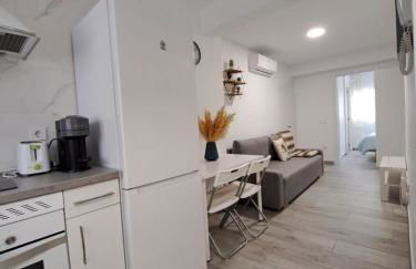 Charming Apartment up to 4 Persons 3 min to Metro - Foto 33