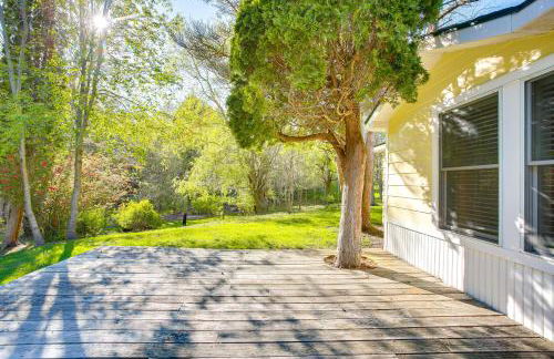 Relax Fireside! Frankfort Apt Near Dtwn and Beaches - Photo 21