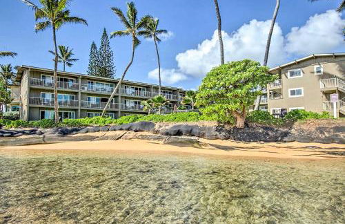 Waipouli Beachfront Condo with Balcony and Ocean Views - Foto 32