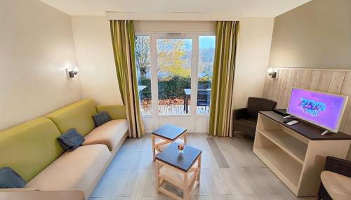 Cottage avec Parking gratuit - piscine et jeux - Foto 4