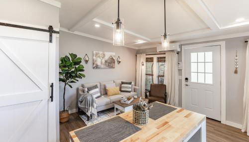 Cozy Villa Stay Gorgeous Views Unit C - Photo 5