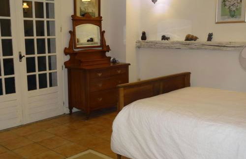 4 Bed-Sleeps 8-Aircon-Garden-Pool-Parking - Foto 6
