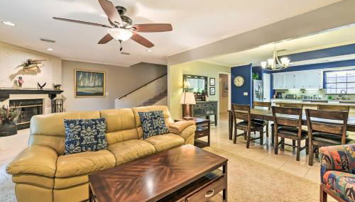 Quiet Lake Conroe Townhome with Water-View Deck - Foto 2