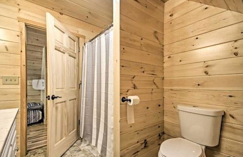 Lake View and Hot Tub Wrightsville Cabin! - Foto 16