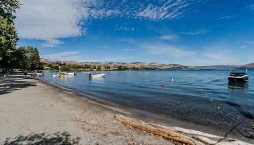 Beaches and Breezes on Wapato - 4 Bed 4 Bath Vacation home in Wapato Point - Foto 2