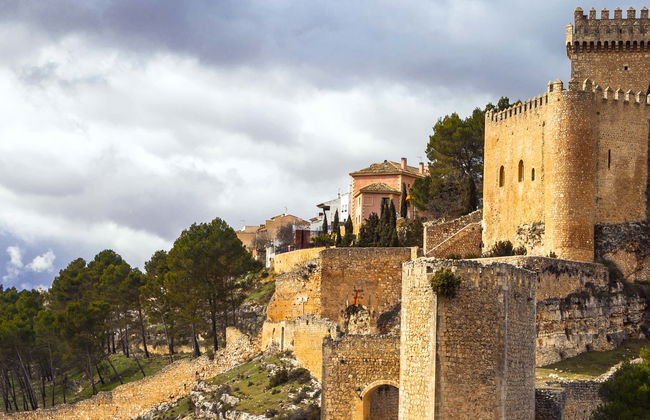 Visita guiada por Alarcón - Foto 1