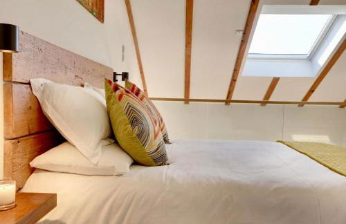 The Owl Barn Wiltshire - Flint - Foto 1