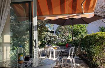 Nice studio with terrace near the sea - Photo 6