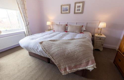 Pebble Cottage by Coast & Country Stays - Photo 26