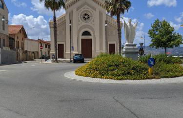 Mola Mola Beach House - Photo 1