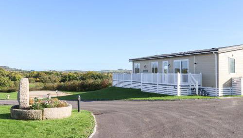 Cherry Lodge - Photo 2